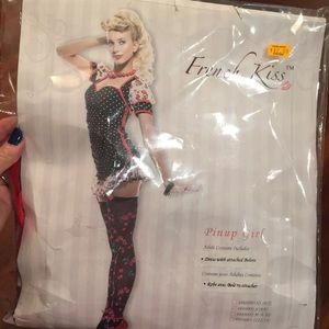 PIN UP GIRL COSTUME!